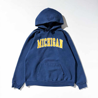 00's AEROPOSTALE SPORTS "MICHIGAN" ワッペン スウェット パーカ