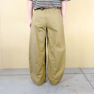 BDG コットン ワイド カーブパンツ