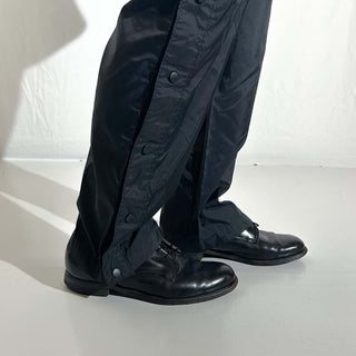 00's NIKE ブラック スナップ ナイロン シェル パンツ