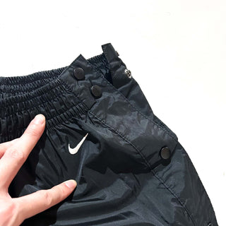 00's NIKE ブラック スナップ ナイロン シェル パンツ