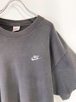 90's "made in USA" NIKE 刺繍 ロゴ Tシャツ