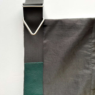 NL ニール Roy ナイロンツイル バッグ (モスグリーン)