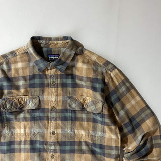 Patagonia オーガニックコットン マルチチェック L/Sネルシャツ