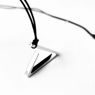 NL ニール Trian ネックレス (シルバー)