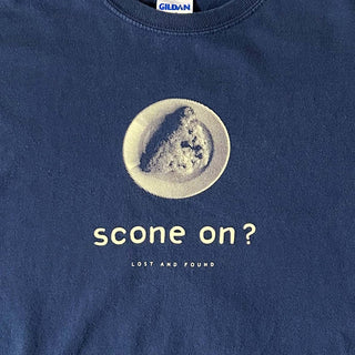 00's GILDAN "SCONE ON ? " メッセージ Tシャツ