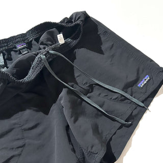 Patagonia ブラック ドローコード ナイロン バギーズ ショーツ 5インチ