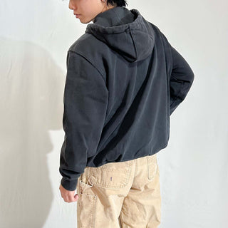 Carhartt "rain defender" ブラック フルジップ スウェット パーカ