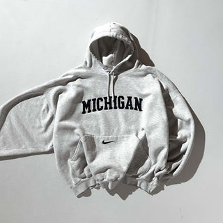 90's～00's NIKE "極太アーム" MICHIGAN カレッジ スウェット パーカ