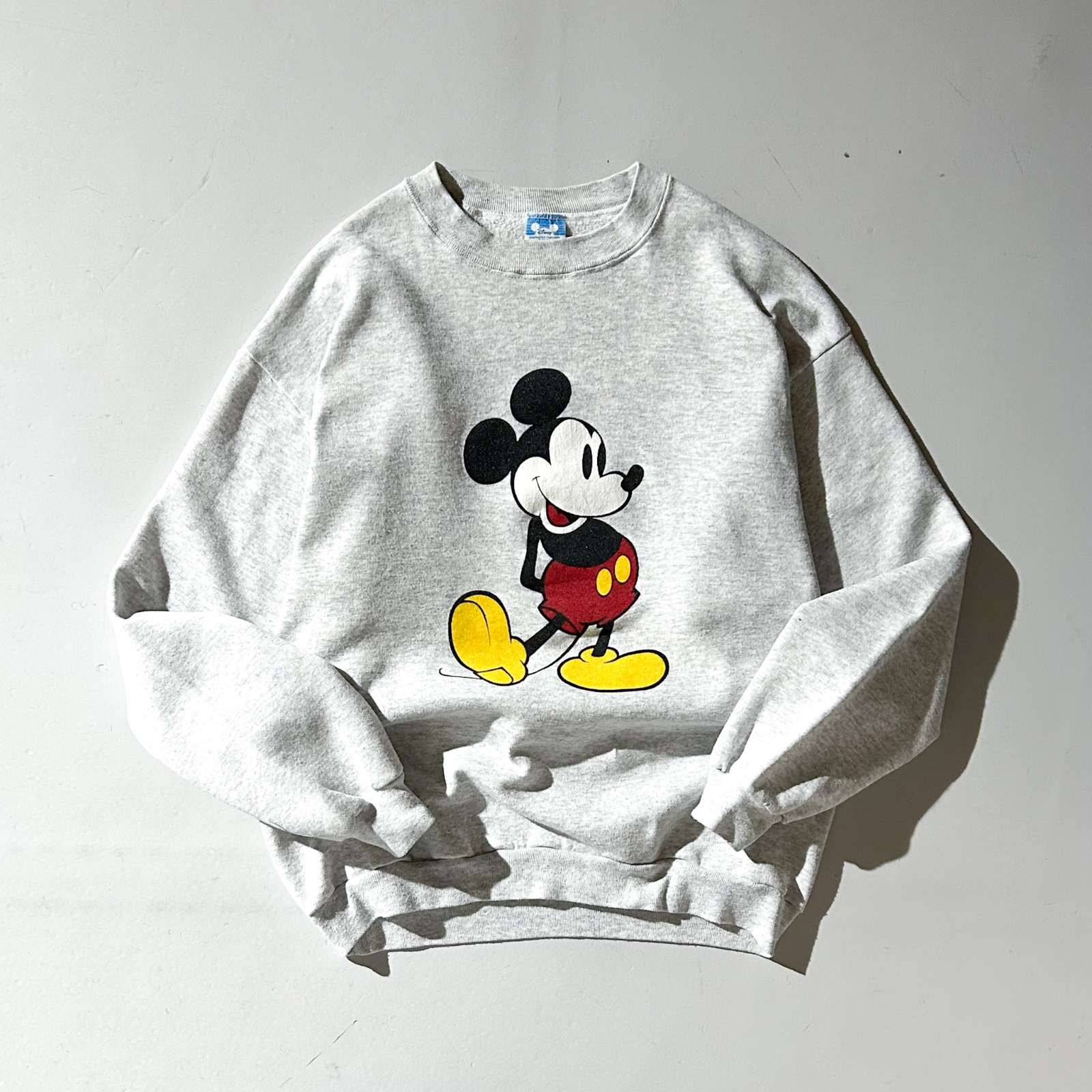 Disney ミッキースウェット　maid in USA Disney made in USA ディズニー ミッキー スウェット