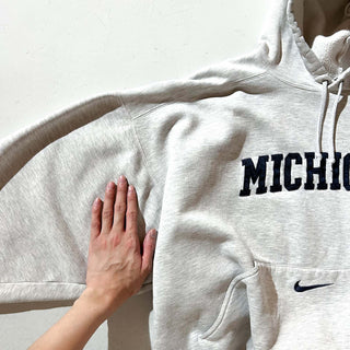 90's～00's NIKE "極太アーム" MICHIGAN カレッジ スウェット パーカ