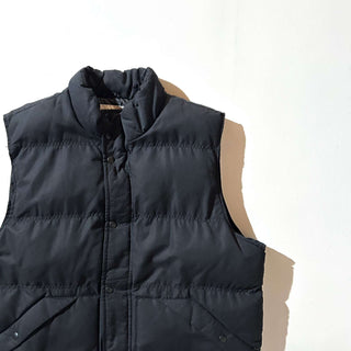 St. John's Bay ブラック スナップ 中綿 ベスト