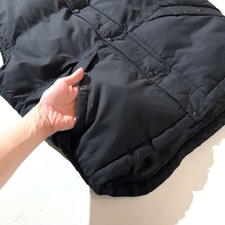 St. John's Bay ブラック スナップ 中綿 ベスト