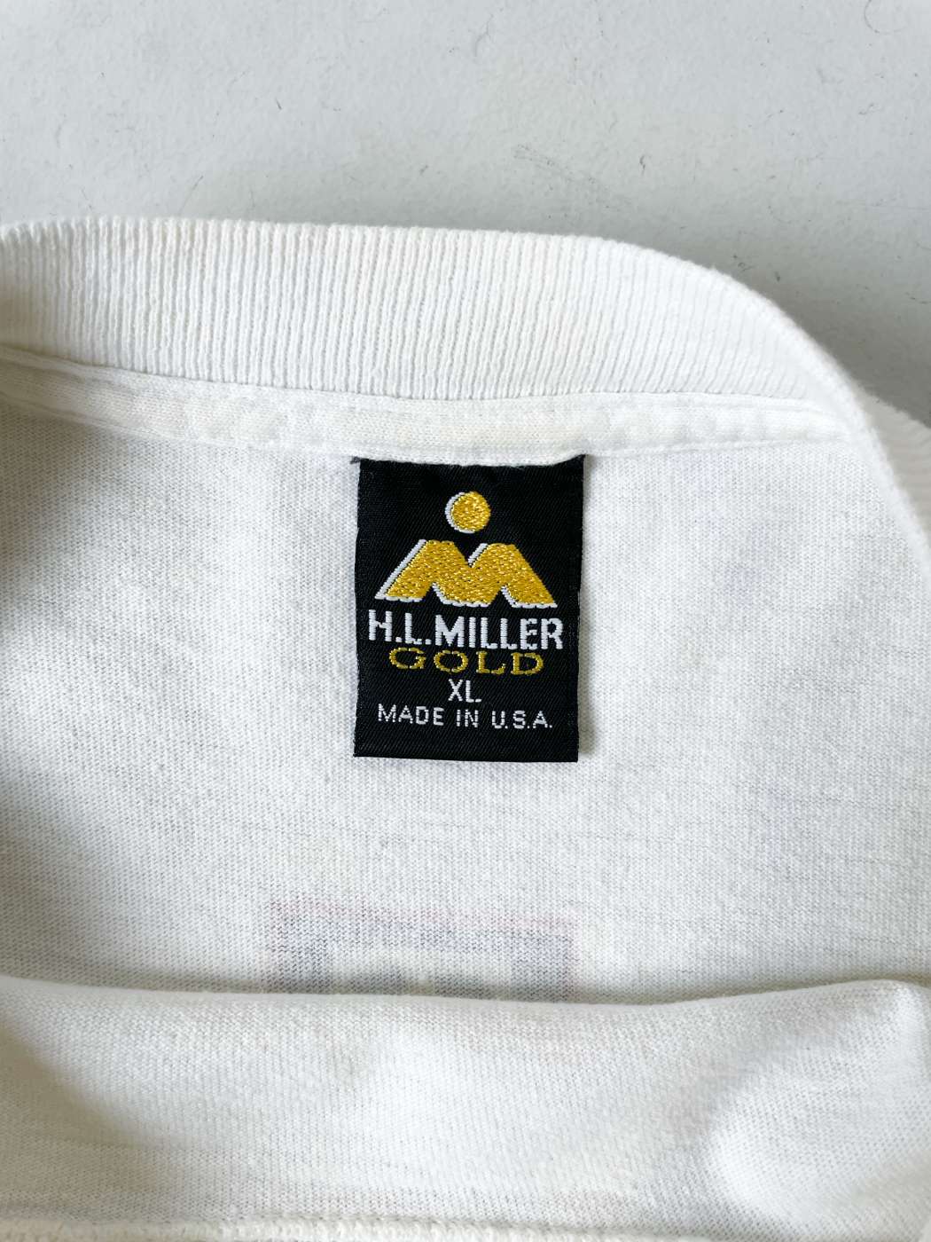 古着–90's made in USA H.L.MILLER GOLD 両面プリント Tシャツ – 【古着通販】 Gleeful Web Store
