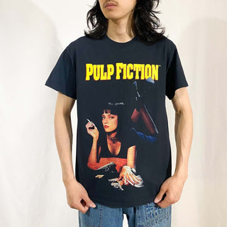 ”Pulp Fiction” ブラック ムービー Tシャツ