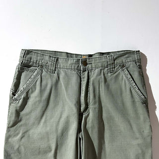 Carhartt "relaxed fit" オリーブ リップストップ ショーツ