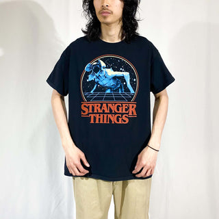 00's "STRANGER THINGS" プリントTシャツ