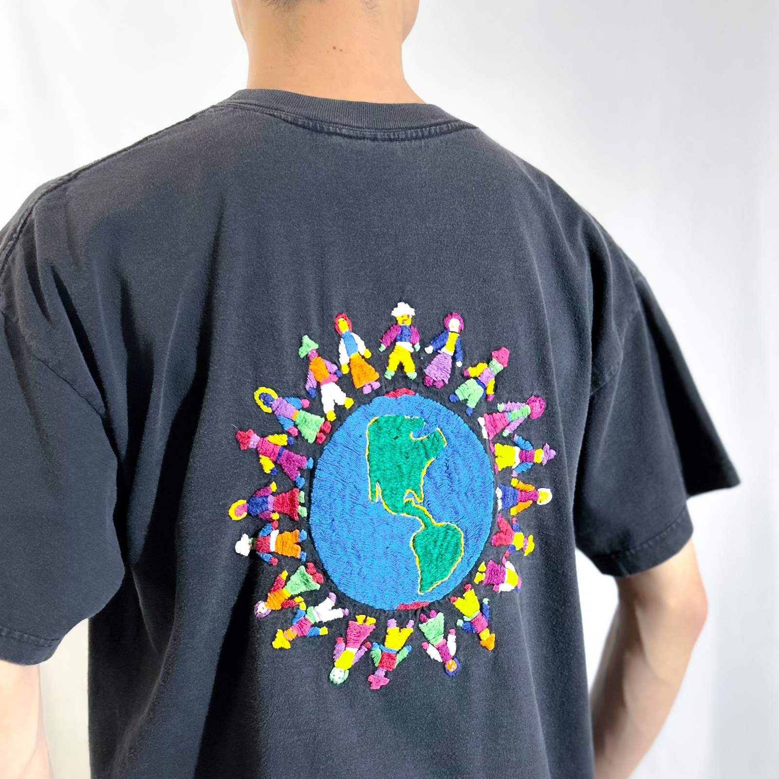 90's champion ハンドメイド グアテマラ刺繍 Tシャツ