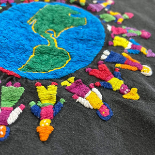 90's champion ハンドメイド グアテマラ刺繍 Tシャツ