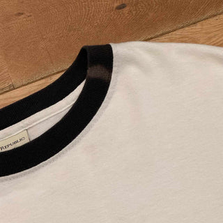 90's "made in USA" BANANA REPUBLIC プリント リンガーTシャツ