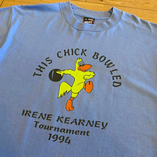 90's "made in USA" Fruit of the Loom "THIS CHICK BOWLED" アニマル プリント Tシャツ