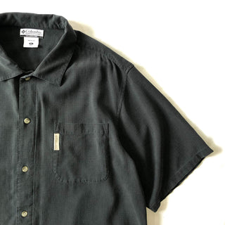 Columbia 刺繍デザイン シルクブラックS/Sシャツ