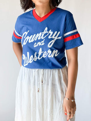 "Country and Western" Vネック フットボール Tシャツ