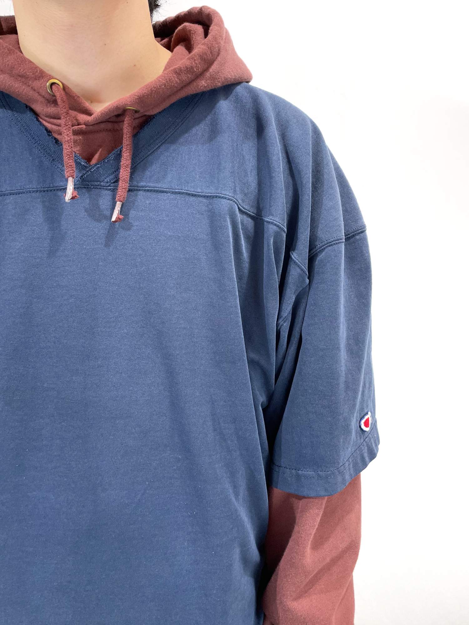 Champion オーバーサイズド フットボール Tシャツ