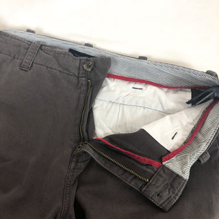 TOMMY HILFIGER  カーゴショートパンツ