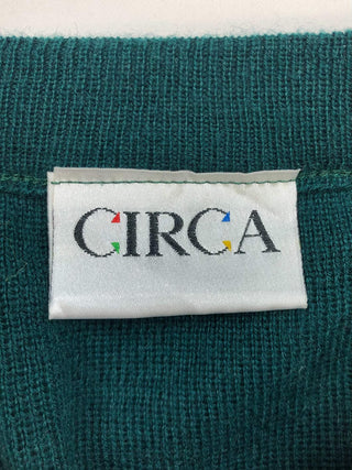 CIRCA ロゴ刺繍Vネックニットセーター